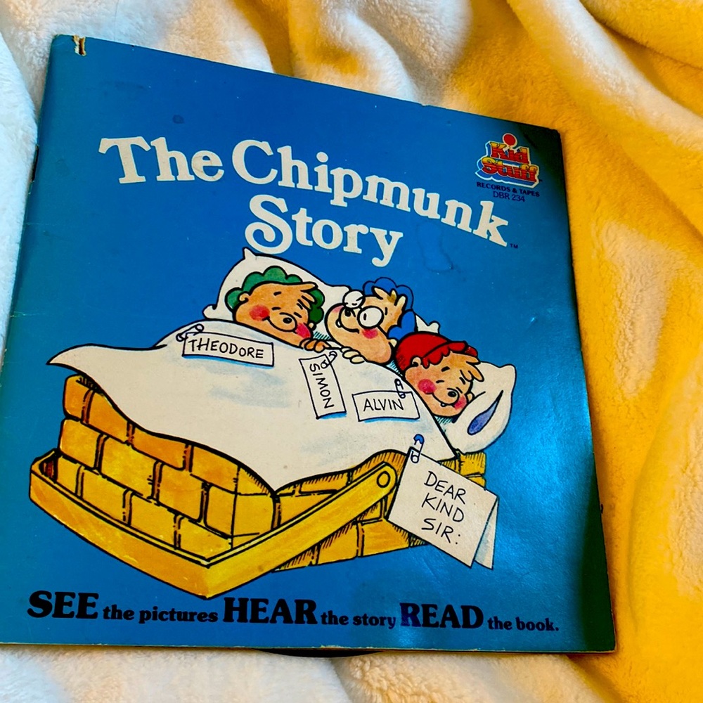 Vintage The Chipmunk  Story 7' Vinyl Record / Book, Kid Stuff DBR 234,1984